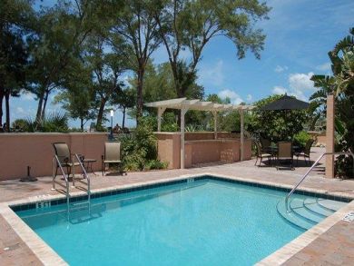 Almost on the Sand Anna Maria Beach Rental One Bedroom-