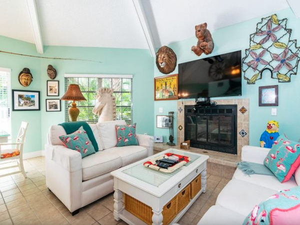 Charming Vacation Rental in Holmes Beach 2 Bedrooms Sleeps 4