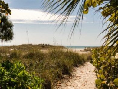 Gulf Front Beach House Rental - 2 Bedrooms - Sleeps 6