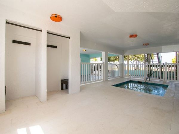 Great Value Bradenton Beach One Bedroom Vacation Condo