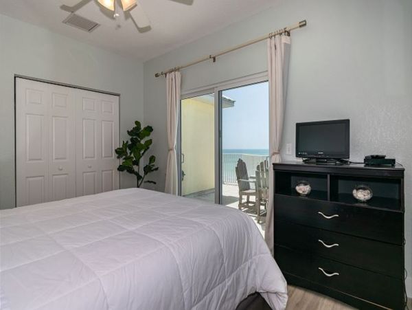 Charming Home with 3-Bedrooms on Anna Maria Island
