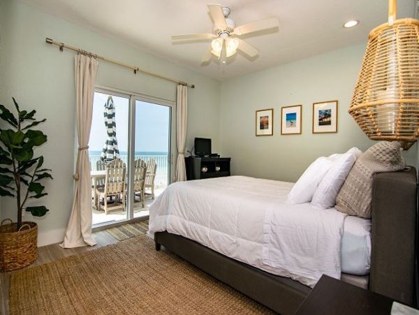 Charming Home with 3-Bedrooms on Anna Maria Island