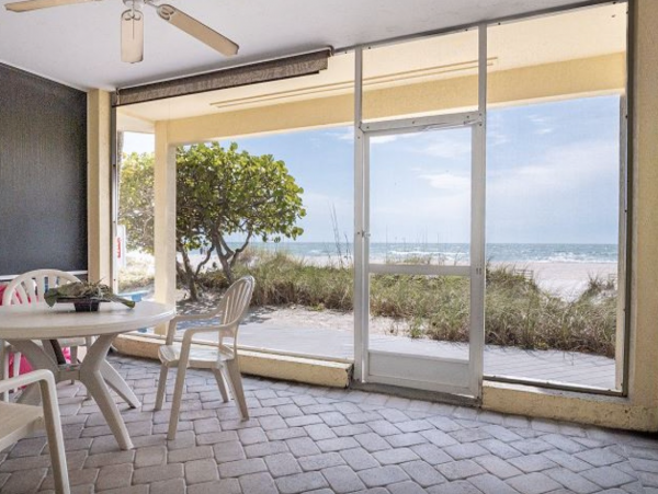 Value Vacation Beachfront Condo Rental at Anna Maria