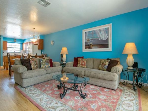 Charming 2 Bedroom Condo in Holmes Beach Sleeps 4