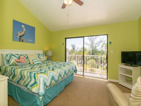 Charming 2 Bedroom Condo in Holmes Beach Sleeps 4