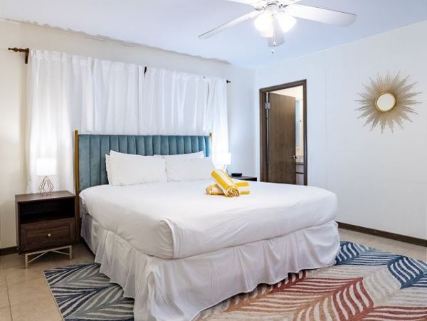 A Spacious Anna Maria Island Duplex Sleeps 4 Walk to Beach