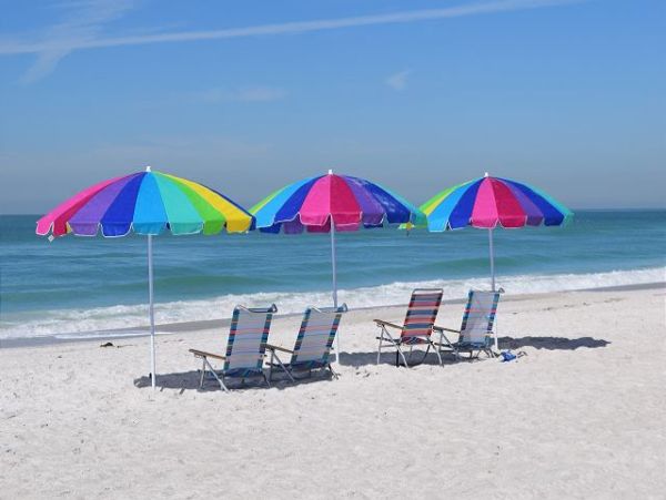 A Spacious Anna Maria Island Duplex Sleeps 4 Walk to Beach