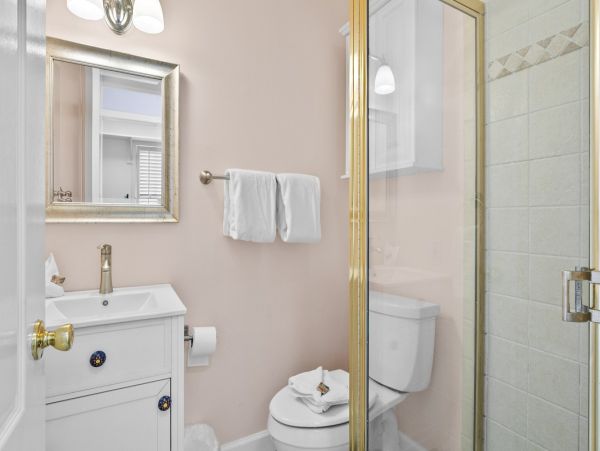 Anna Maria Island Beachfront Cottage Rental - Holmes Beach Gulf Front Vacation Home