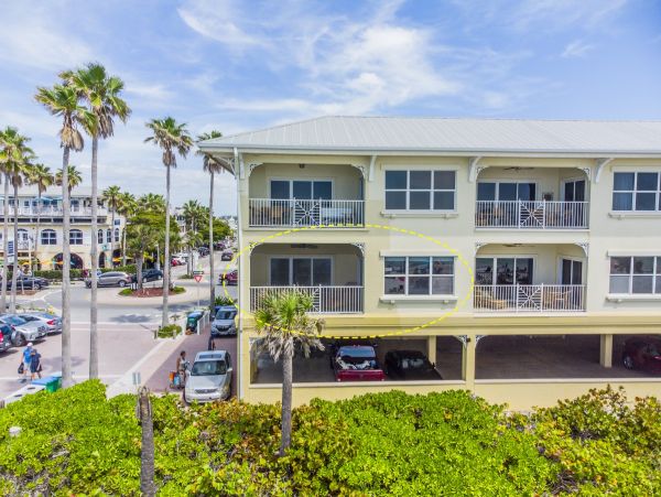 Luxury Anna Maria Beachfront Condo - Sleeps 8 - Gulf Views