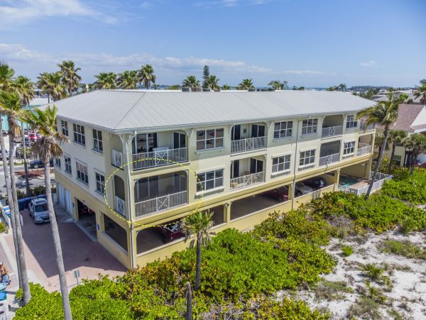 Luxury Anna Maria Beachfront Condo - Sleeps 8 - Gulf Views