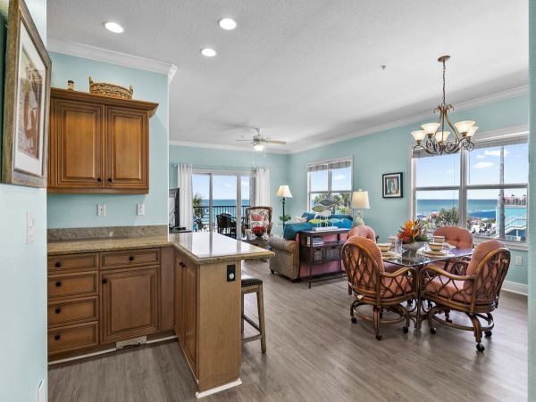 Luxury Anna Maria Beachfront Condo - Sleeps 8 - Gulf Views