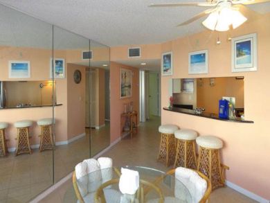 Bradenton Beach Vacation Condo Great Views Sleeps