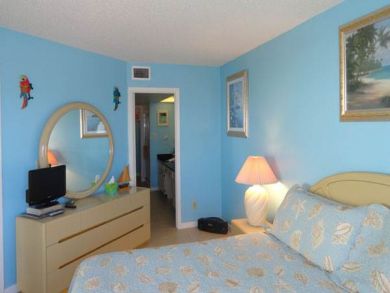 Bradenton Beach Vacation Condo Great Views Sleeps