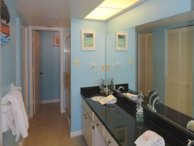 Bradenton Beach Vacation Condo Great Views Sleeps