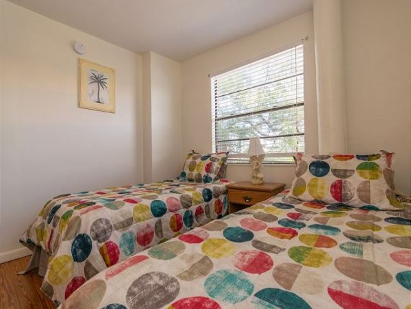 Three Bedroom Anna Maria Island Beach House- On the sand