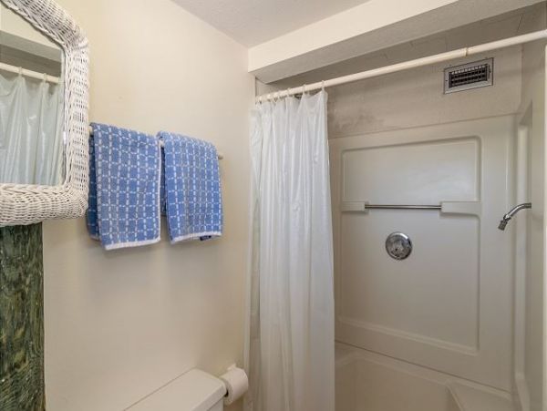 Three Bedroom Anna Maria Island Beach House- On the sand