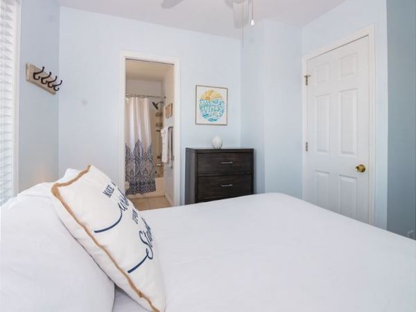 Excellent Rental with 4 Bedrooms Anna Maria Island