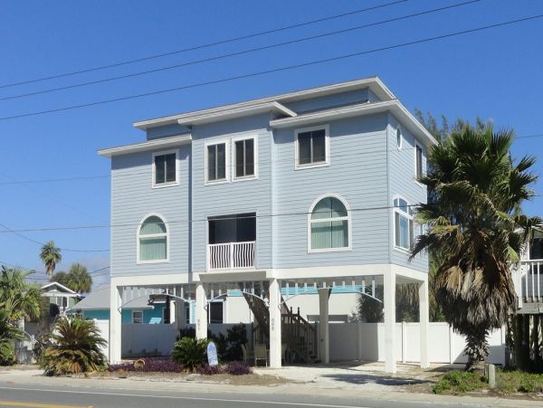 Excellent Rental with 4 Bedrooms Anna Maria Island