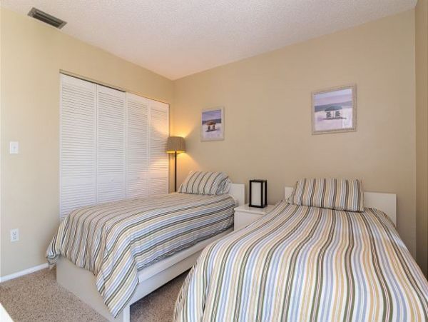 Value Rental 2 Bedrooms On Holmes Beach