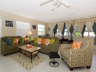 Value Vacation Rnetal with Two Bedrooms on Anna Maria Island Value Vacation Rnetal with Two Bedrooms on Anna Maria Island