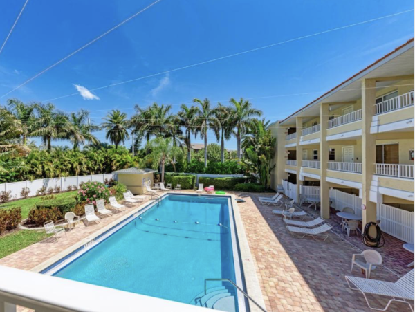 Beachfront Value Two Bedroom Condo Sleeps 6 Guests