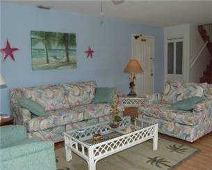 STROLL TO BEACH FROM THIS 2 BEDROOM TOWNHOME STROLL TO BEACH FROM THIS 2 BEDROOM TOWNHOME