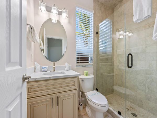Stunning Beachfront Retreat with Gorgeous Gulf Views and Pool Access