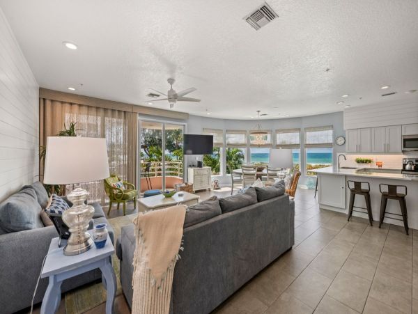 Gulf Front Holmes Beach Vacation Rental 3 Bedroom Condo