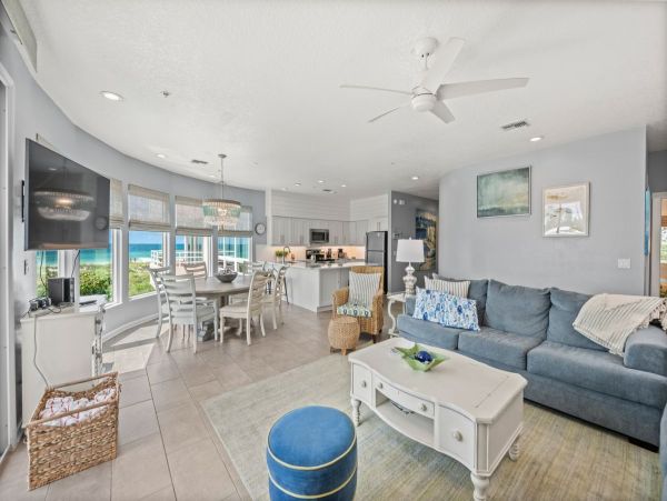 Gulf Front Holmes Beach Vacation Rental 3 Bedroom Condo