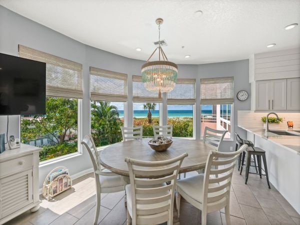 Gulf Front Holmes Beach Vacation Rental 3 Bedroom Condo