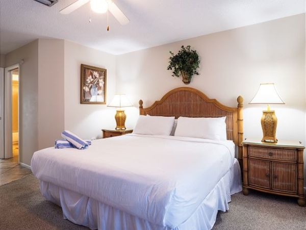 Bradenton Beach Two Bedroom Condo Rental Full Bay Views