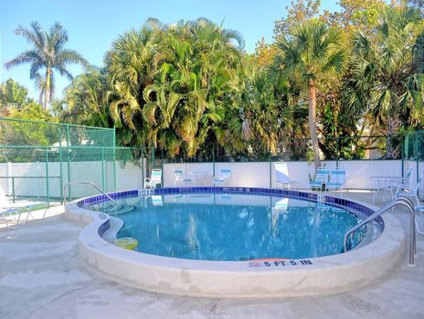 Bradenton Beach Two Bedroom Condo Rental Full Bay Views