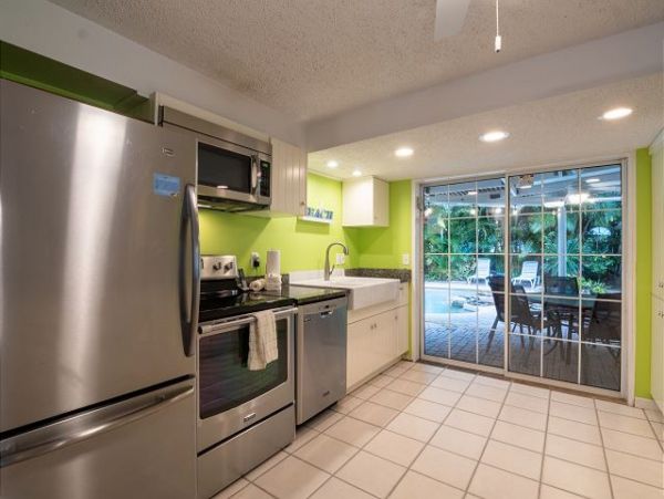 Anna Maria Rental Home Sleeps 10 Short Walk to Beach
