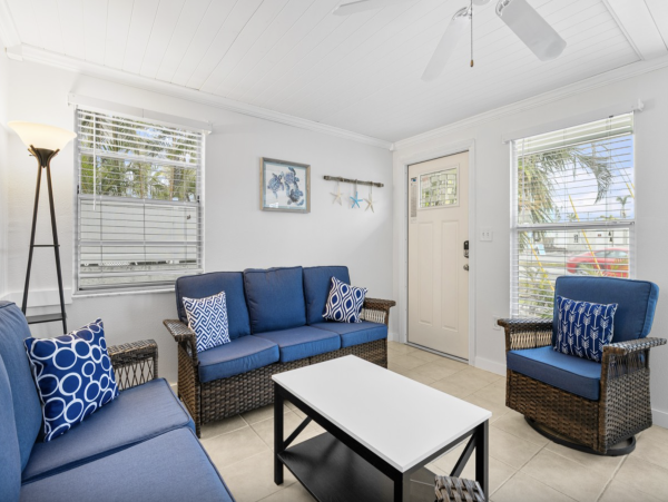Holmes Beach Great Value 2 Bedroom Duplex