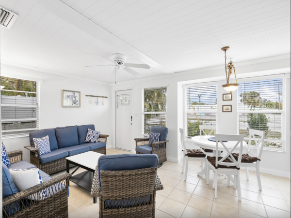 Holmes Beach Great Value 2 Bedroom Duplex