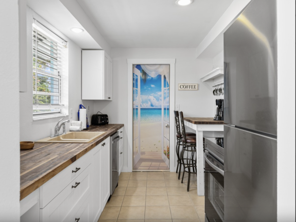 Holmes Beach Great Value 2 Bedroom Duplex