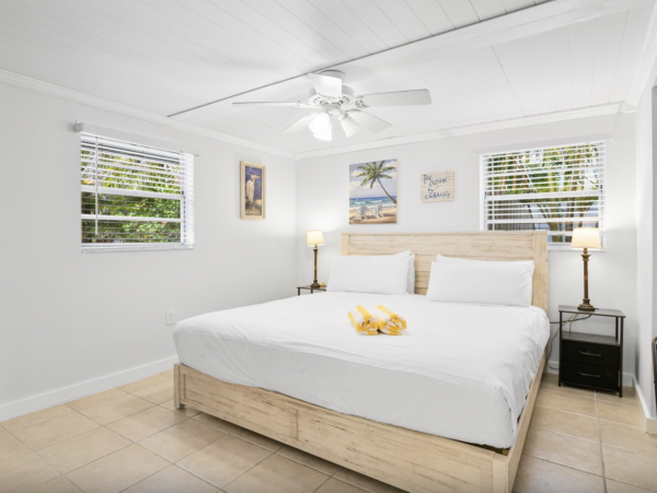 Holmes Beach Great Value 2 Bedroom Duplex