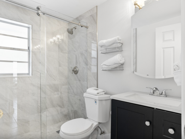 Holmes Beach Great Value 2 Bedroom Duplex