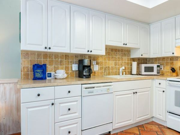 Holmes Beach Two Bedroom, Two Bath Value Priced Condo