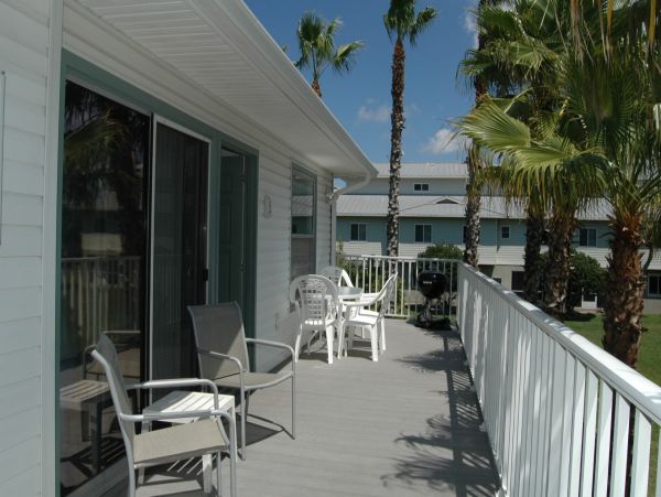 Holmes Beach Two Bedroom, Two Bath Value Priced Condo