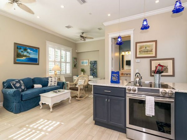 Two Bedroom Vacation Rental Bradenton Beach- 60 yards Beach