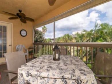 Anna Maria Value Vacation Condo Sleeps 6 with Communal Pool