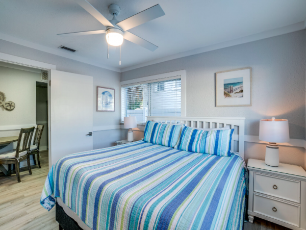 Anna Maria Renovated 2-Bedroom Condo Steps from the Gulf