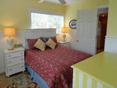 Two Bedroom Anna Maria Condo - Close to Beach. Value Rates