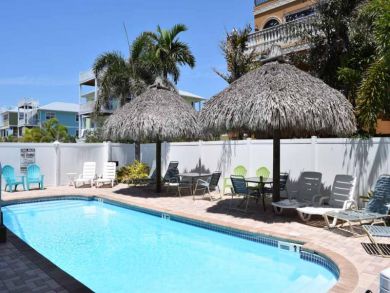 Two Bedroom Anna Maria Condo - Close to Beach. Value Rates