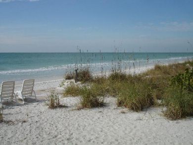 Two Bedroom Anna Maria Condo - Close to Beach. Value Rates