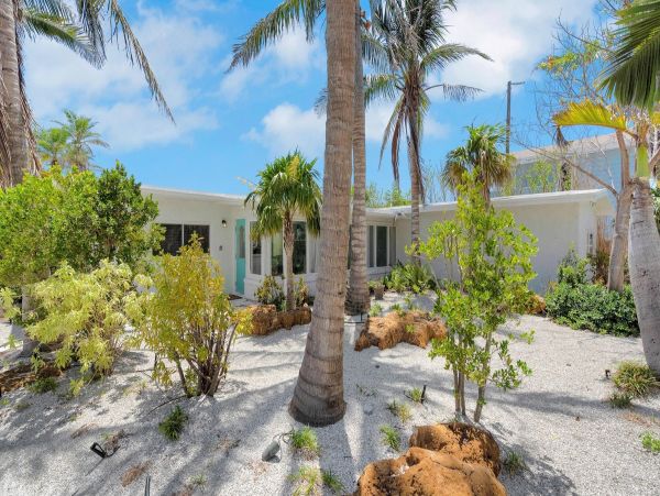 4 Bedroom Beachfront Luxury Vacation Villa Anna Maria Island