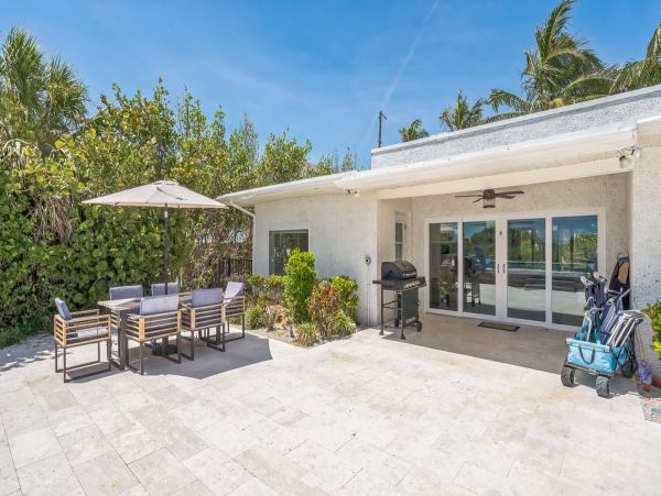 4 Bedroom Beachfront Luxury Vacation Villa Anna Maria Island