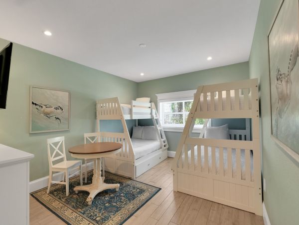 4 Bedroom Beachfront Luxury Vacation Villa Anna Maria Island