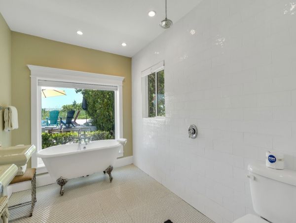4 Bedroom Beachfront Luxury Vacation Villa Anna Maria Island
